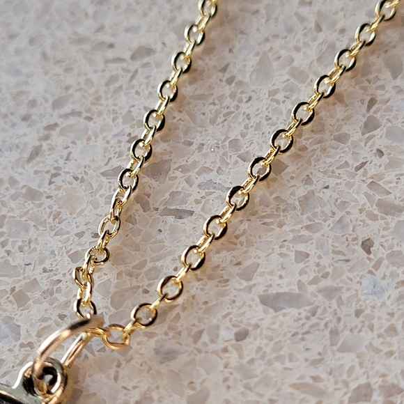♏️  Scorpio Zodiac Sign 18k Gold Plated Necklace - Picture 5 of 6